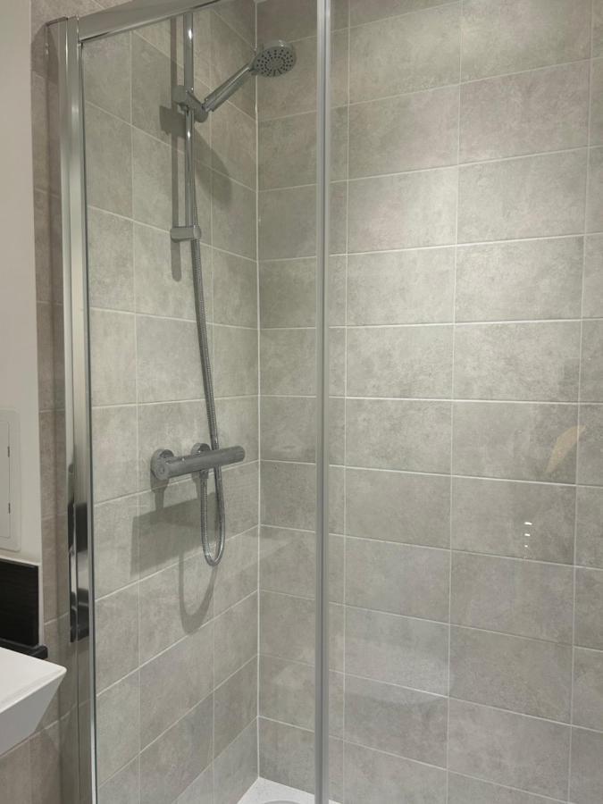 En-Suite Double Room In A Shared Apartment Close To Central لندن المظهر الخارجي الصورة
